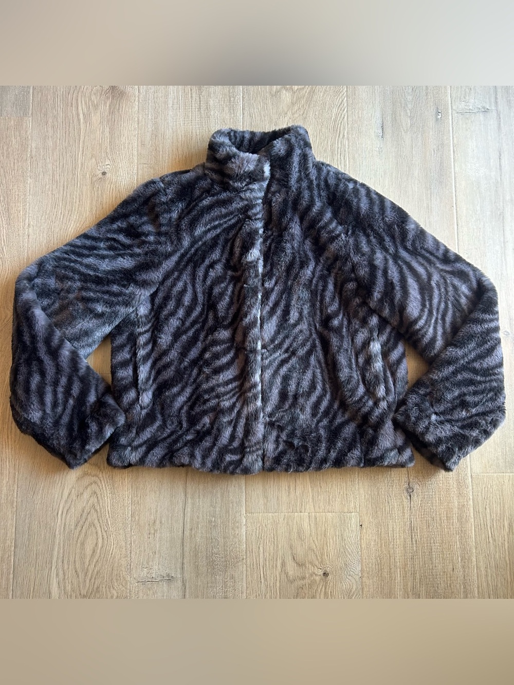 Ariat Women’s City Girl Tiger Stripe Faux Fur Jacket